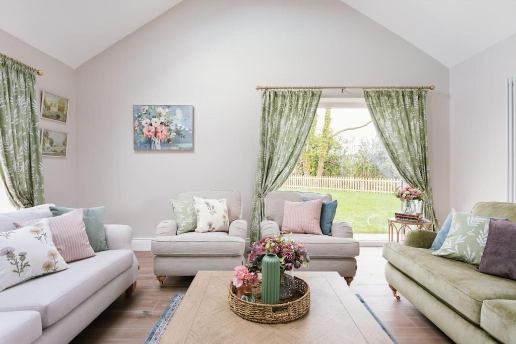 The Farmhouse At Corrstown Village Portrush Eksteriør billede